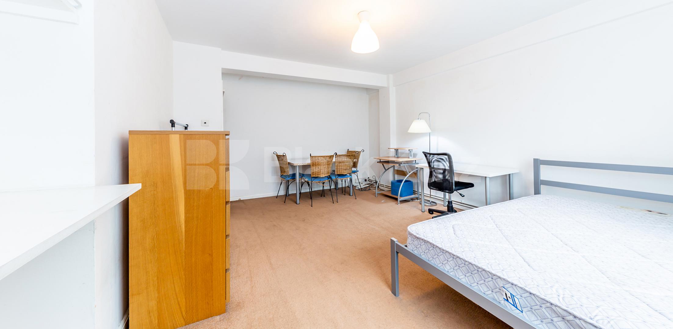 			4 Bedroom, 1 bath, 1 reception Flat			 Sidmouth Street , Kings Cross